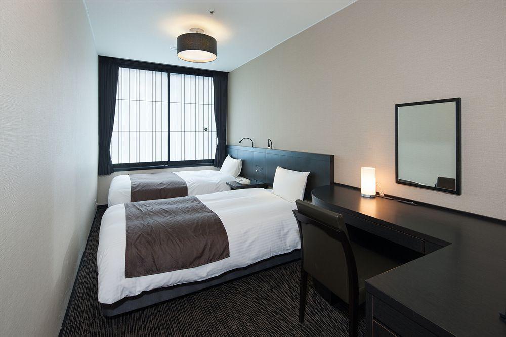 Kyoto Dai-Ni Tower Hotel ภายนอก รูปภาพ